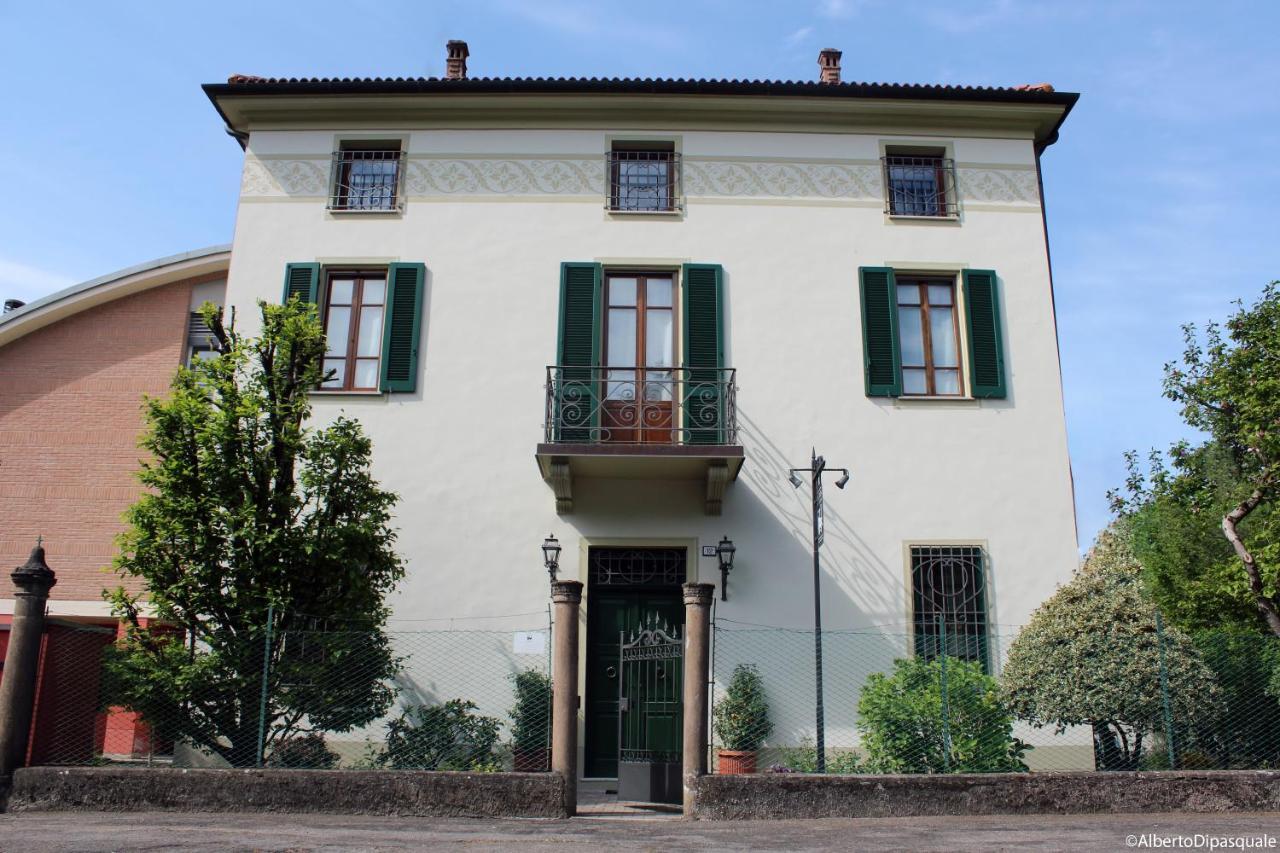 Bed and Breakfast La Sosta Fuori Stazione Brescello Habitación foto